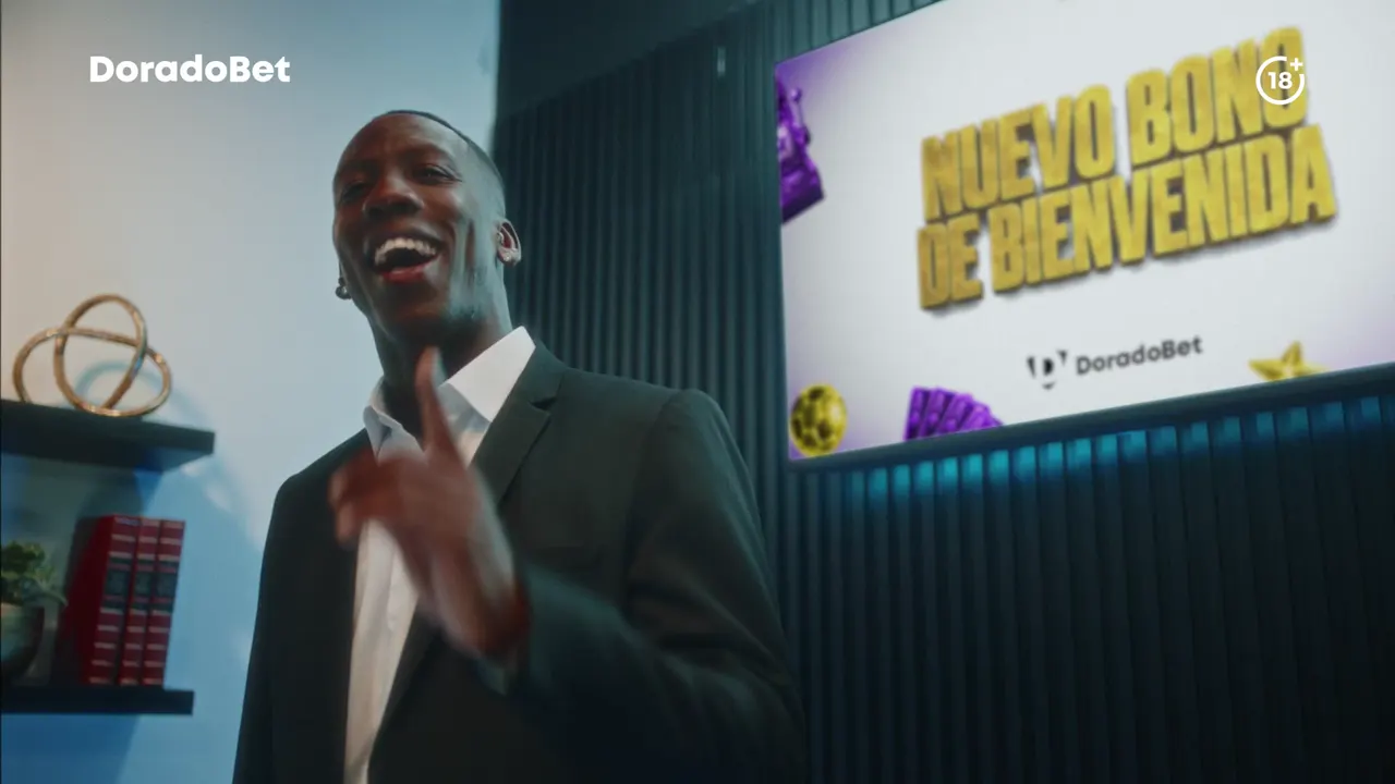 DoradoBet × Luis Advíncula: Nuevo bono de bienvenida, fotograma del video